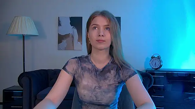 CasandraMarc live cam on StripChat