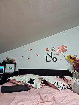 SweetMaddy888 webcam