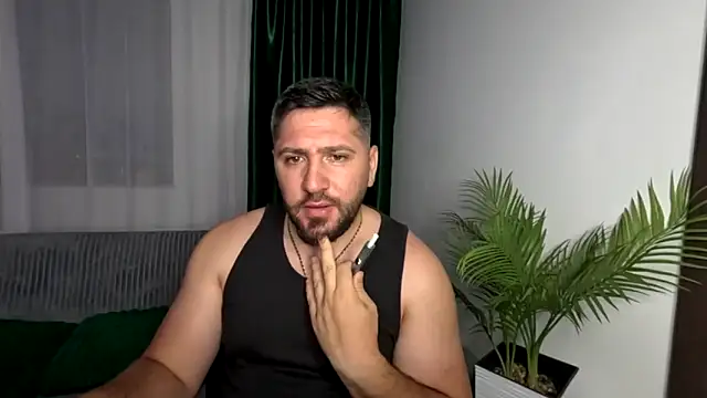 Gold_Alpha_Boy webcam