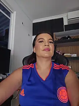Pretty_Julieta webcam