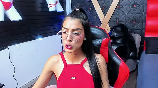 KarlaSlutSkinny__ webcam