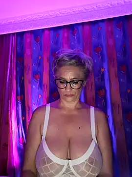 LunaBlaise webcam