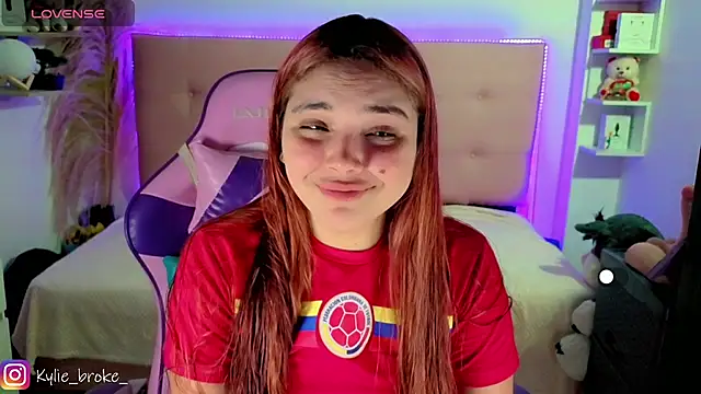 Kylie_brokee webcam