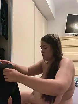 Layla- webcam