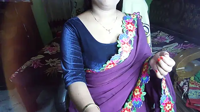 BengaliQueenStar webcam