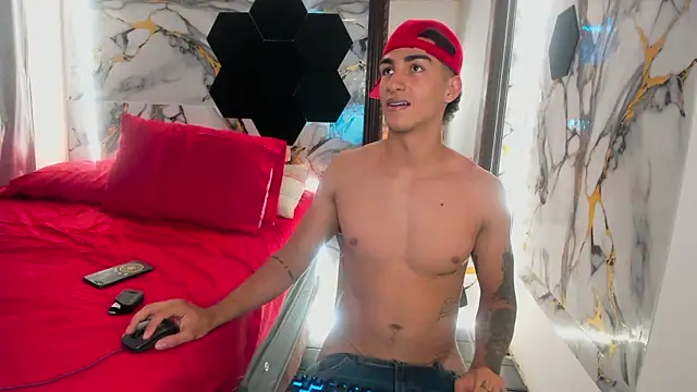 Goldendesirexx avatar