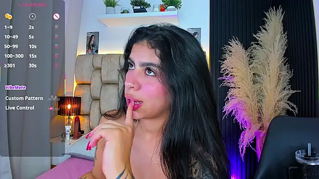 little_sophie18 webcam