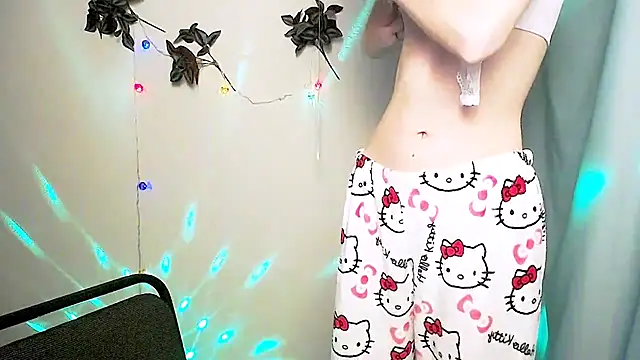 GuessMe___ webcam