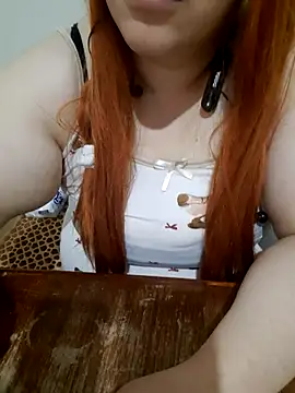 Madam_bezzzoul webcam