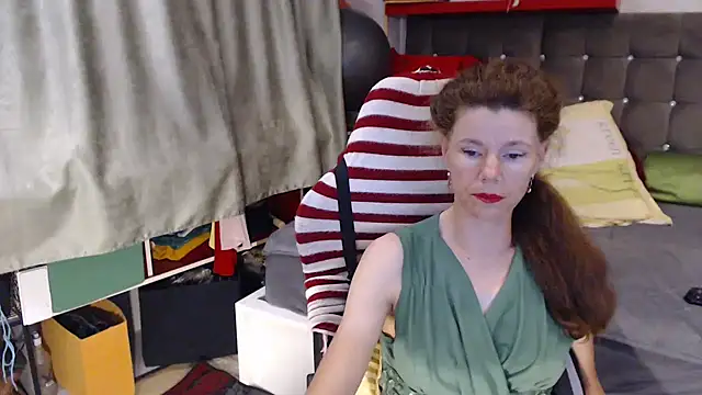 kellyterapy live cam on StripChat