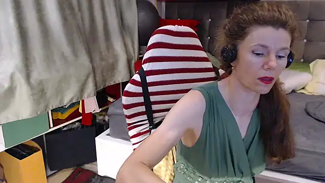 kellyterapy webcam