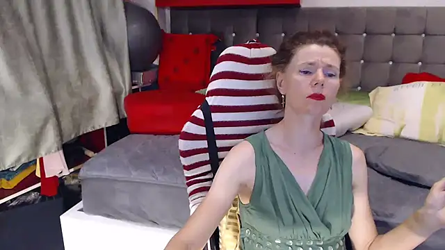kellyterapy webcam