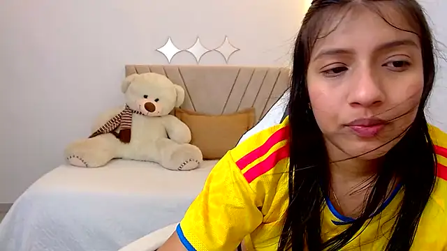 zara_cute webcam