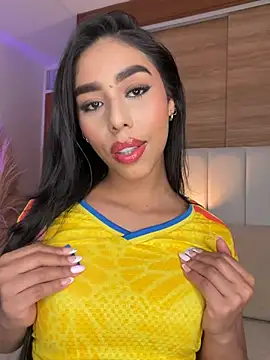 Rossie_Blooms live cam on StripChat