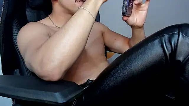 Tommy_Bred webcam