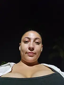 VickyHoult webcam