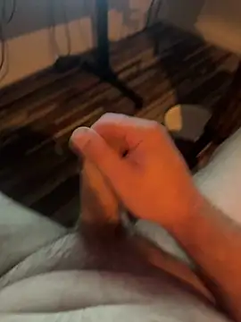 MrCages webcam