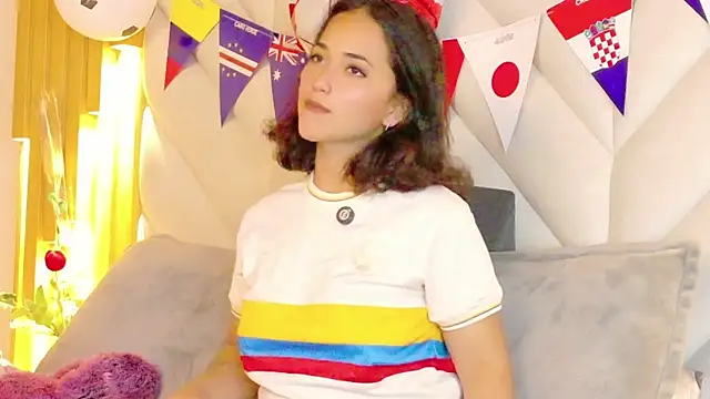 Isabella_Danger02 webcam