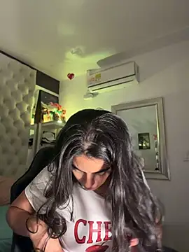 ZarahEvans webcam