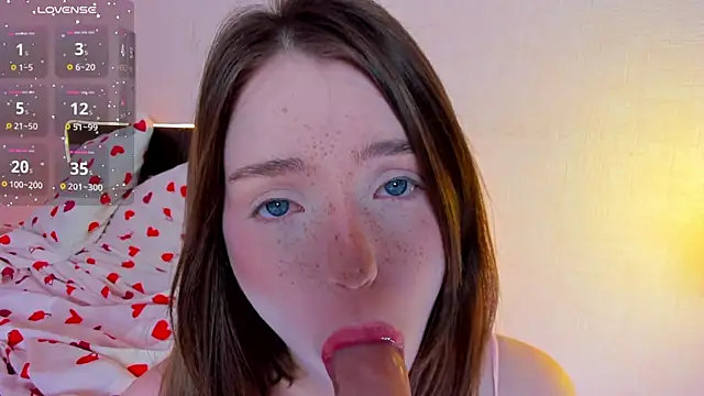 lexxxxxxi webcam