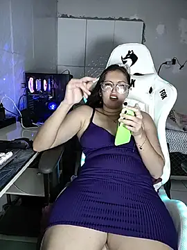Fetichista23 webcam