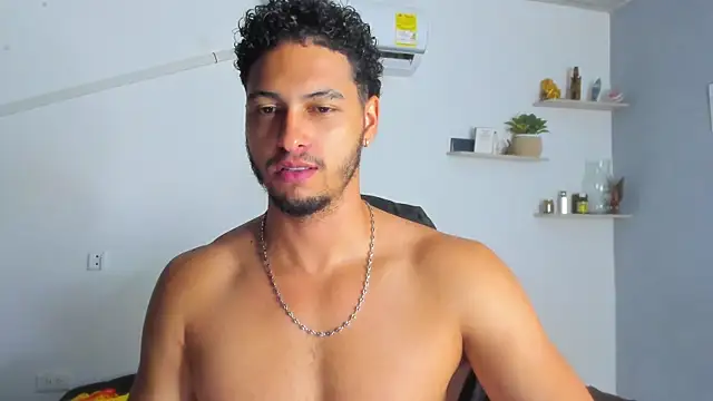 Kris_Khalifa69 webcam