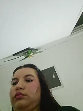 Pretty_Julieta webcam