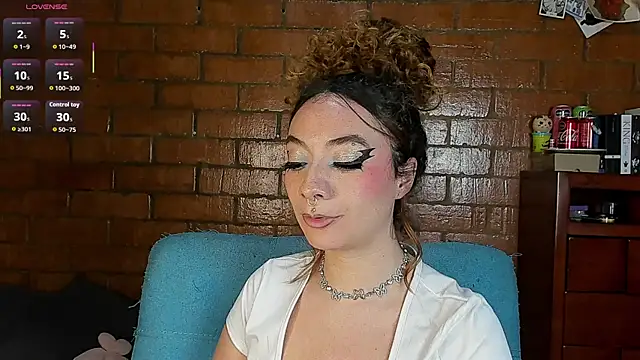 Annycolin_ webcam