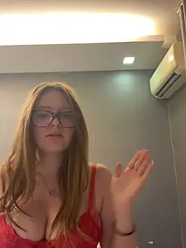 cherryrosealiee webcam