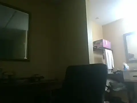 XEmoxkittyx webcam