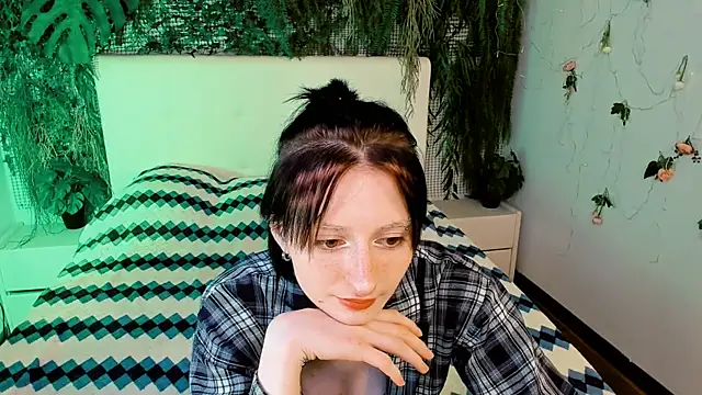 Kira__Cutie webcam