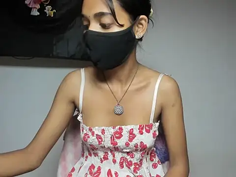 Shanaya_xo webcam