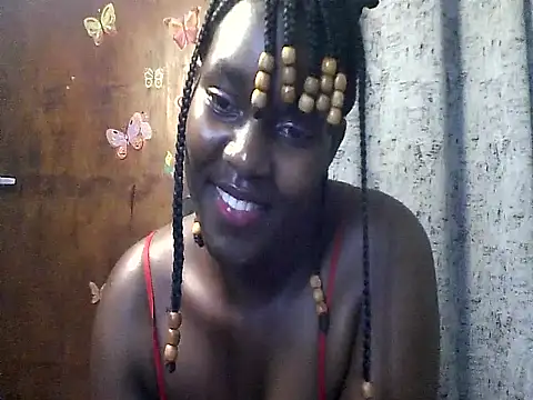 MoonlighMaya webcam