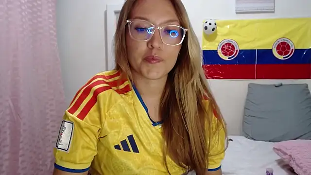 Mia_jhons57 webcam