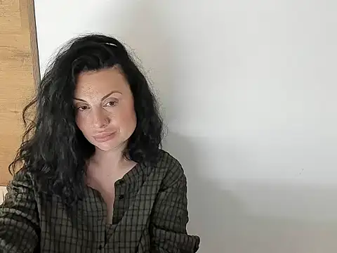 AriyMil webcam