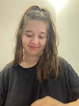 HornyGirlH