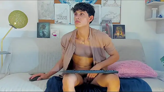 logan_thomas webcam