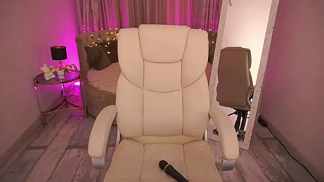 JuicyRina webcam