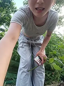 Linda-yiyi webcam