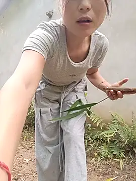 Linda-yiyi webcam