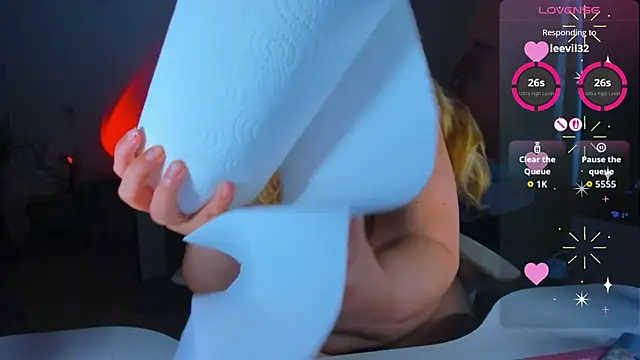 VanessaHayees webcam