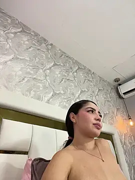 MiaFarkash webcam