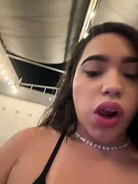 SofiaWildee webcam