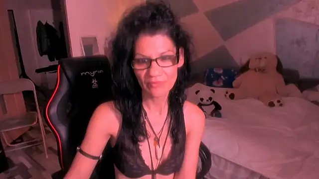 SweetSin40 webcam
