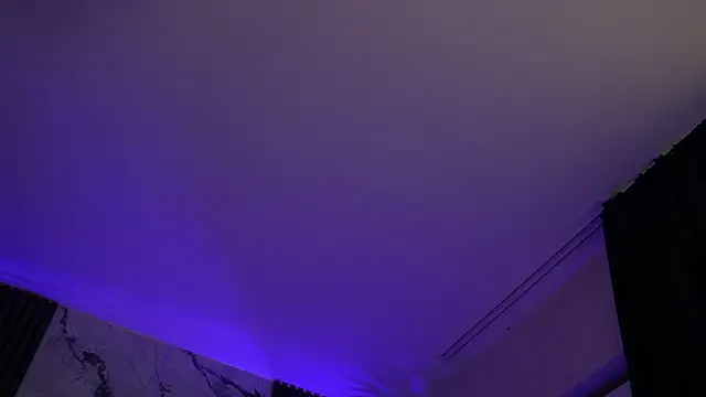 MiaVelvety webcam