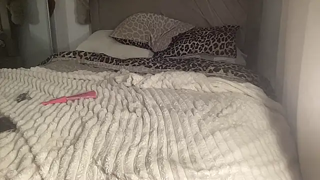 SexyCherryBaby webcam