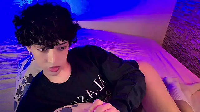 xFemboyToy webcam