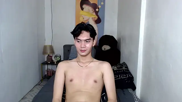 asian_cale webcam