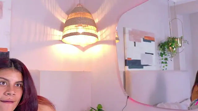 ValkiriaScarlett webcam