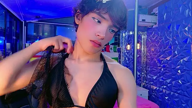 AlecciaNova live sex cam